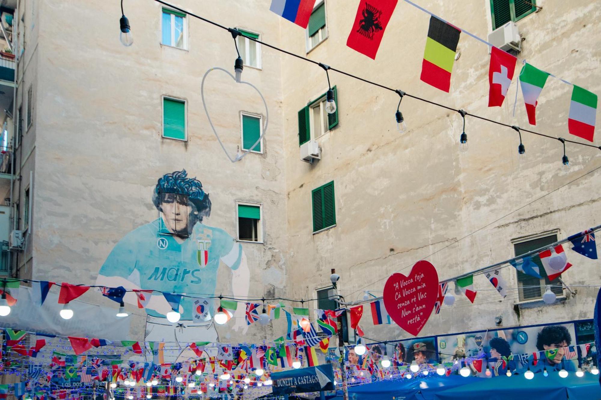 Il Dubbio Ai Quartieri Spagnoli Napoli Bagian luar foto